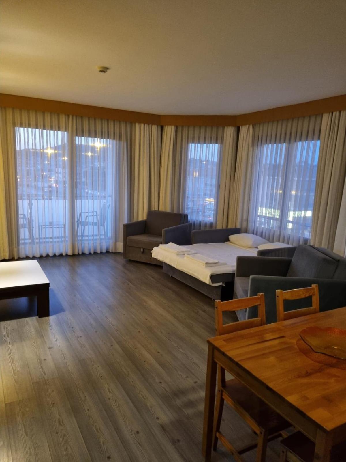 Cilek Marina Otel Çeşme Extérieur photo