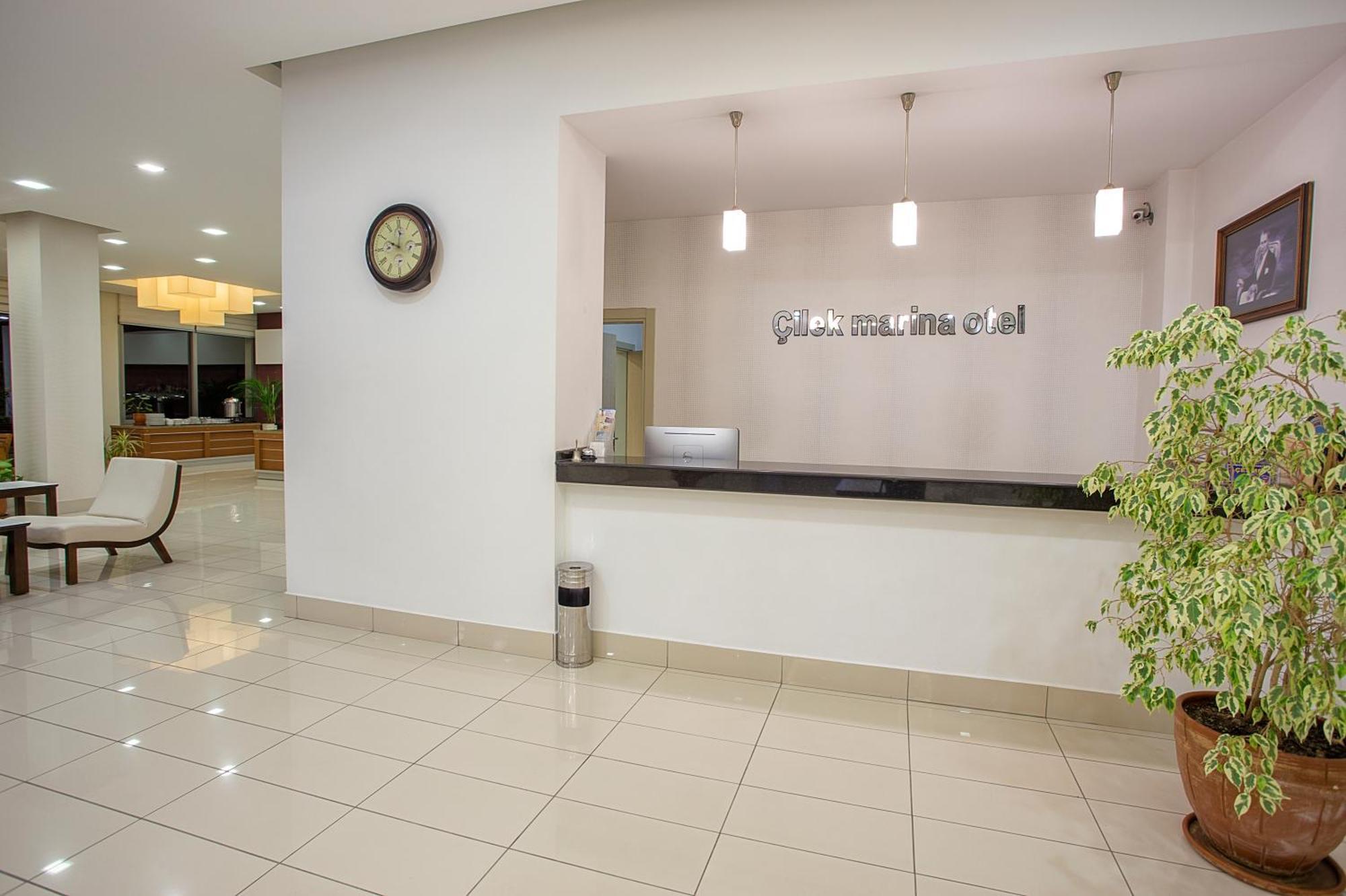 Cilek Marina Otel Çeşme Extérieur photo